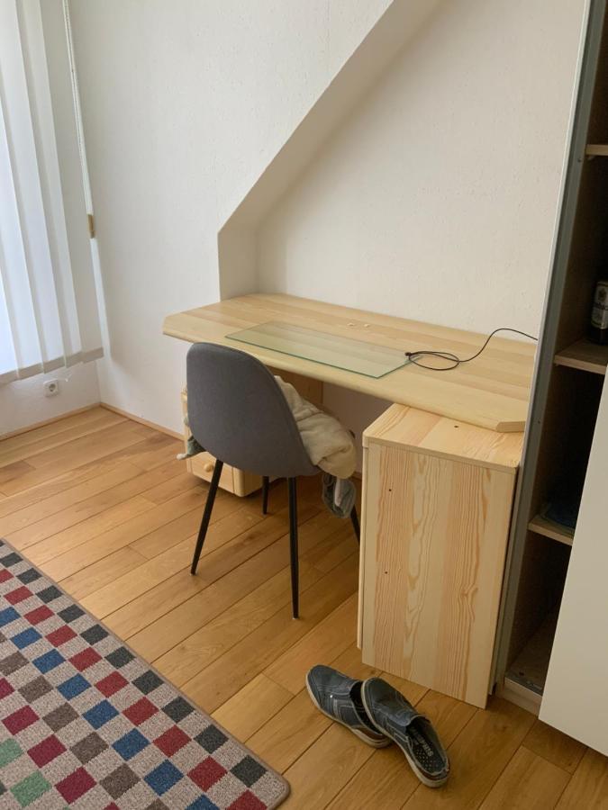 Ferien/ Monteurzimmer Mit Gemeinsam Wozi, Kue, Bad, Wlan Magdeburg